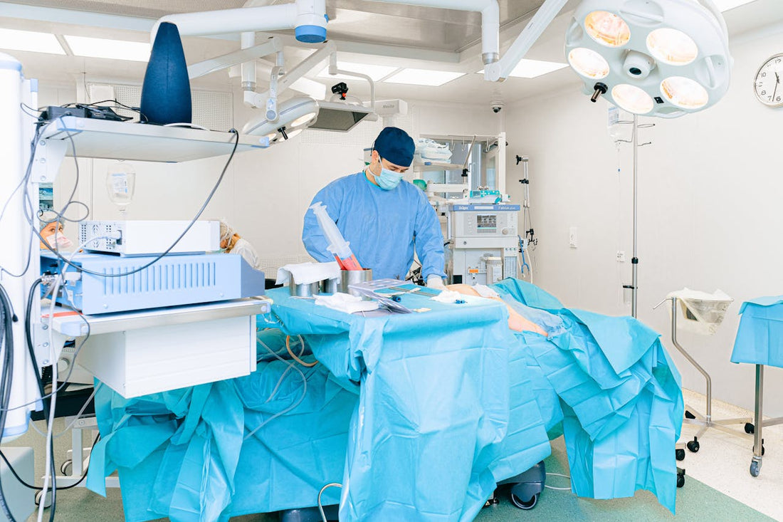 Clean Focus Solutions for Surgeons in High-Pressure Environments